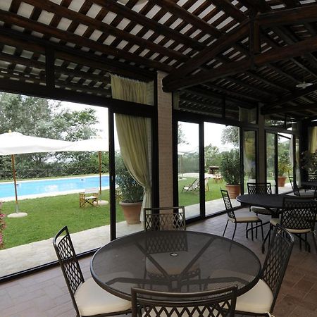 Agriturismo Le Case アッシジ エクステリア 写真