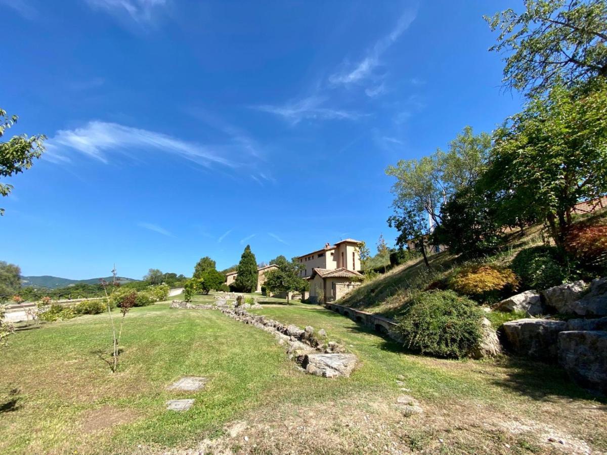 Agriturismo Le Case アッシジ エクステリア 写真