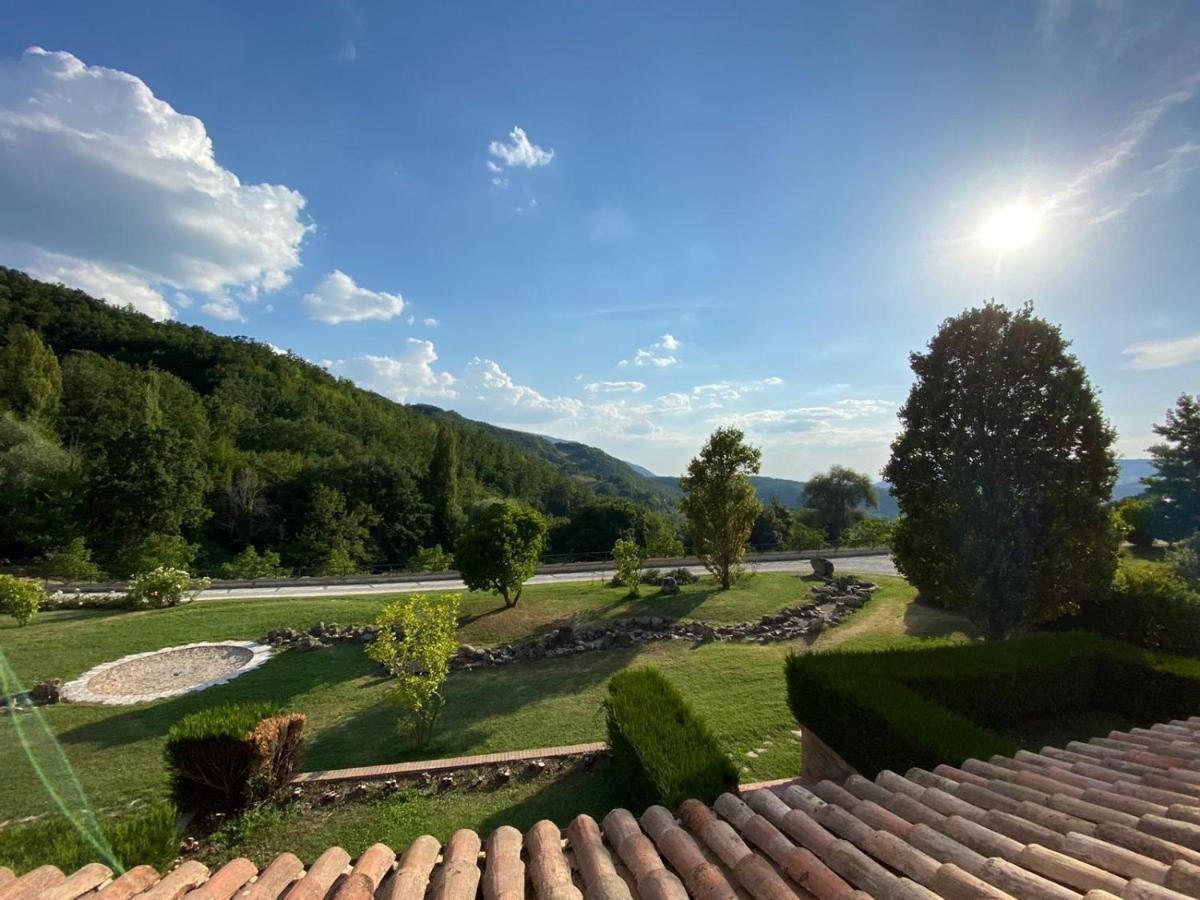 Agriturismo Le Case アッシジ エクステリア 写真