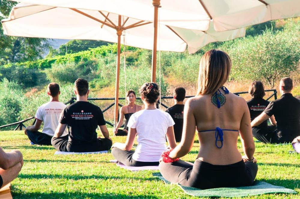 Agriturismo Le Case アッシジ エクステリア 写真